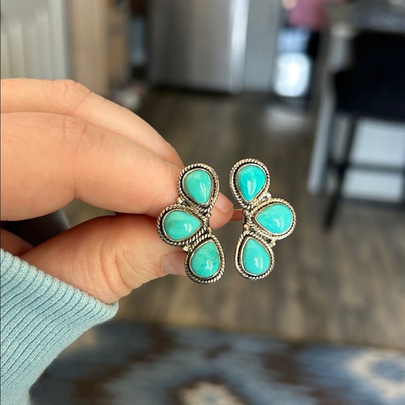 Turquoise Ring - Picture 4 of 4